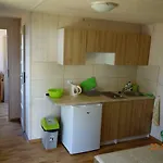 Dom wakacyjny Domki-apartamenty Hals