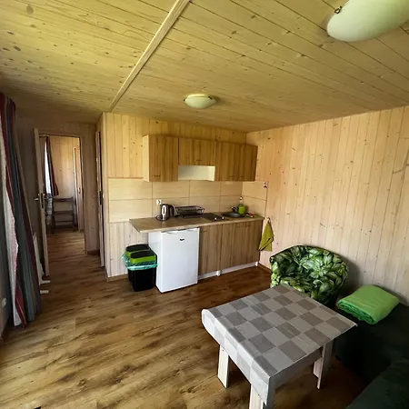 Domki-apartamenty Hals *